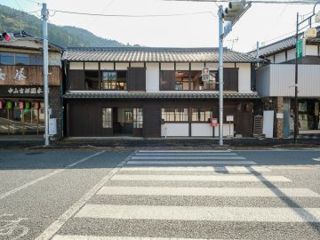八女市黒木町黒木字上黒木の売買物件/表の顔と、裏の顔。