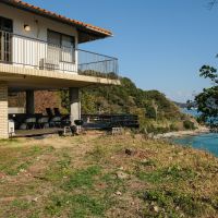 糸島市志摩芥屋の売買物件/駐車場から見た様子