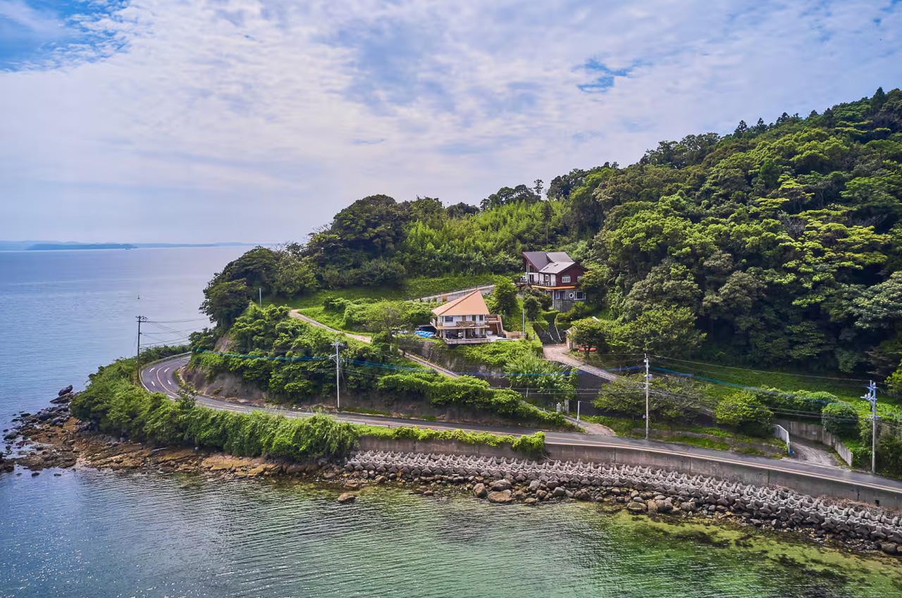 糸島市志摩芥屋の売買物件/森の中に、ぽつんと。こんな場所に、家があるなんて。