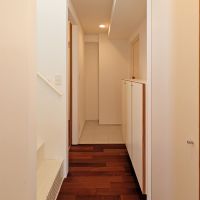 春日市春日原北町の賃貸物件/玄関。