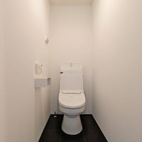 春日市春日原北町の賃貸物件/お手洗い。