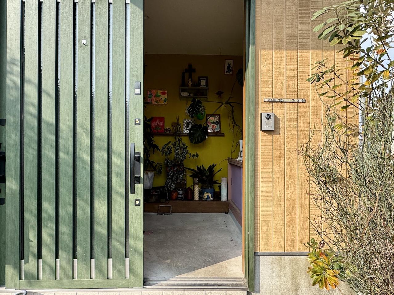 福岡県筑紫野市美しが丘南の売買物件/入り口から只者ではない雰囲気