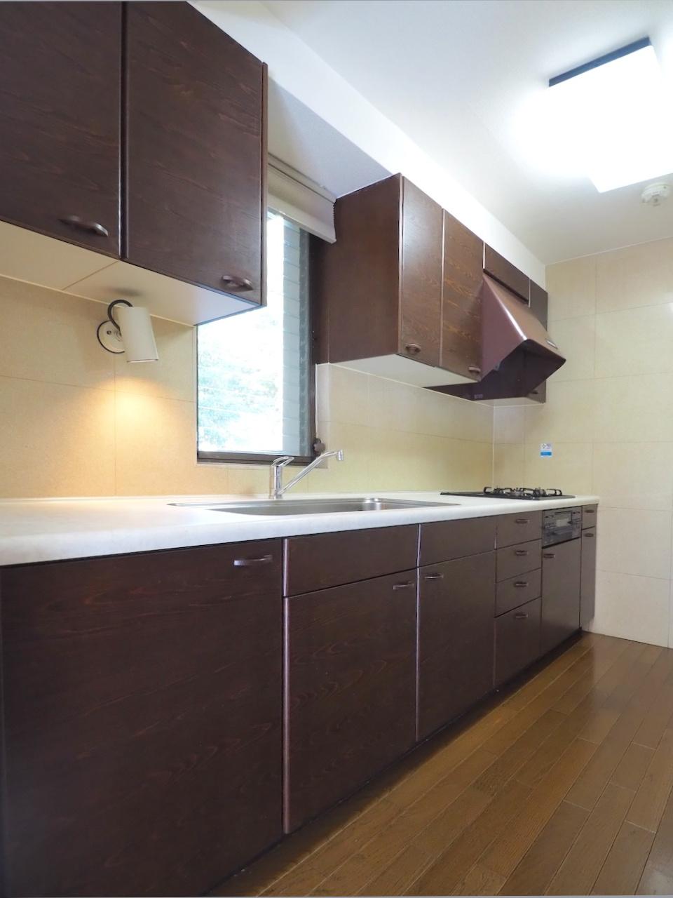 福岡市中央区平尾浄水町の賃貸物件/広いキッチン。