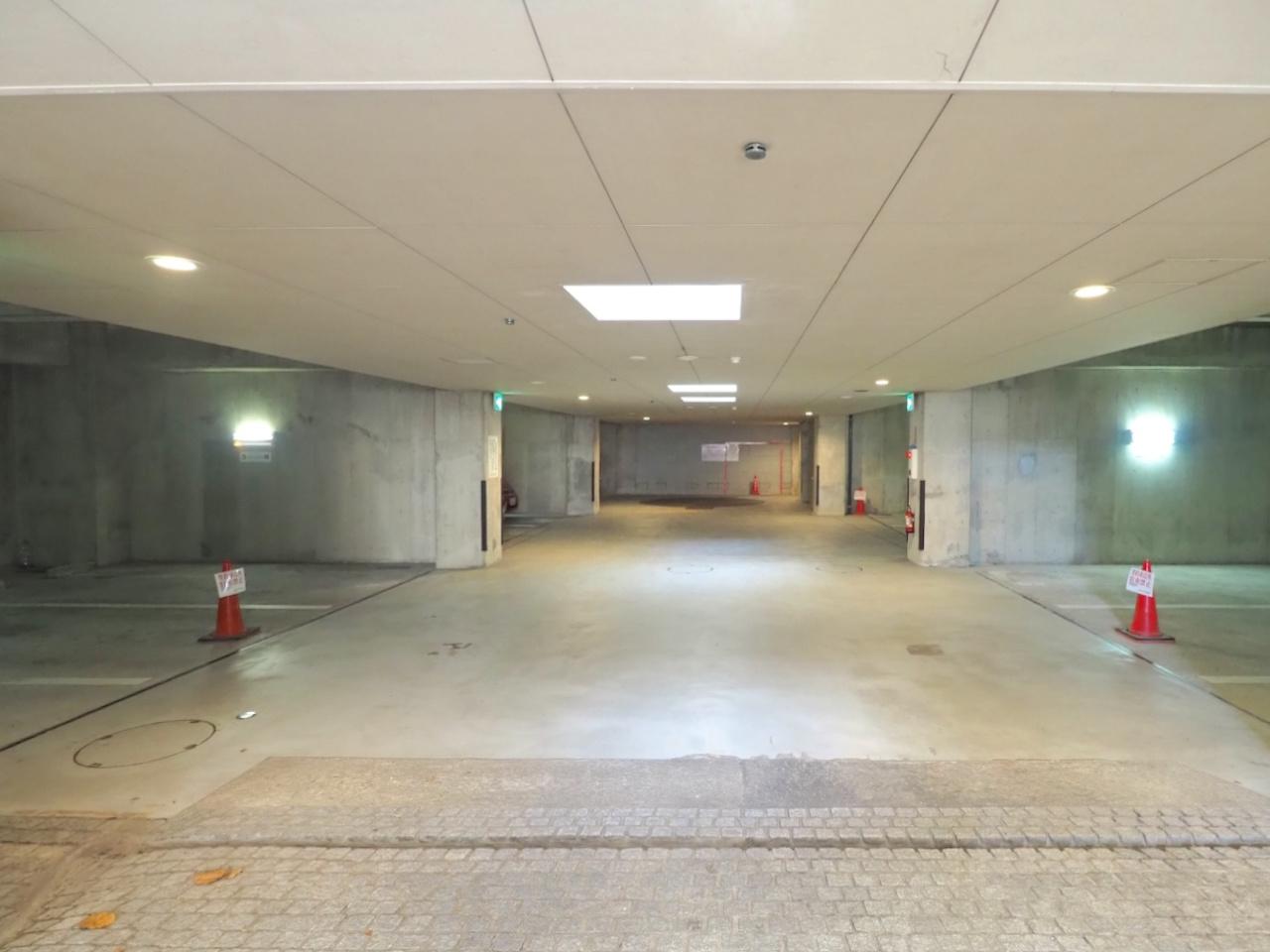 福岡市中央区平尾浄水町の賃貸物件/駐車場は屋根付き。（現況空きはありません。）