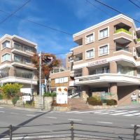 福岡市中央区平尾浄水町の賃貸物件/2棟をつながったような建物です。