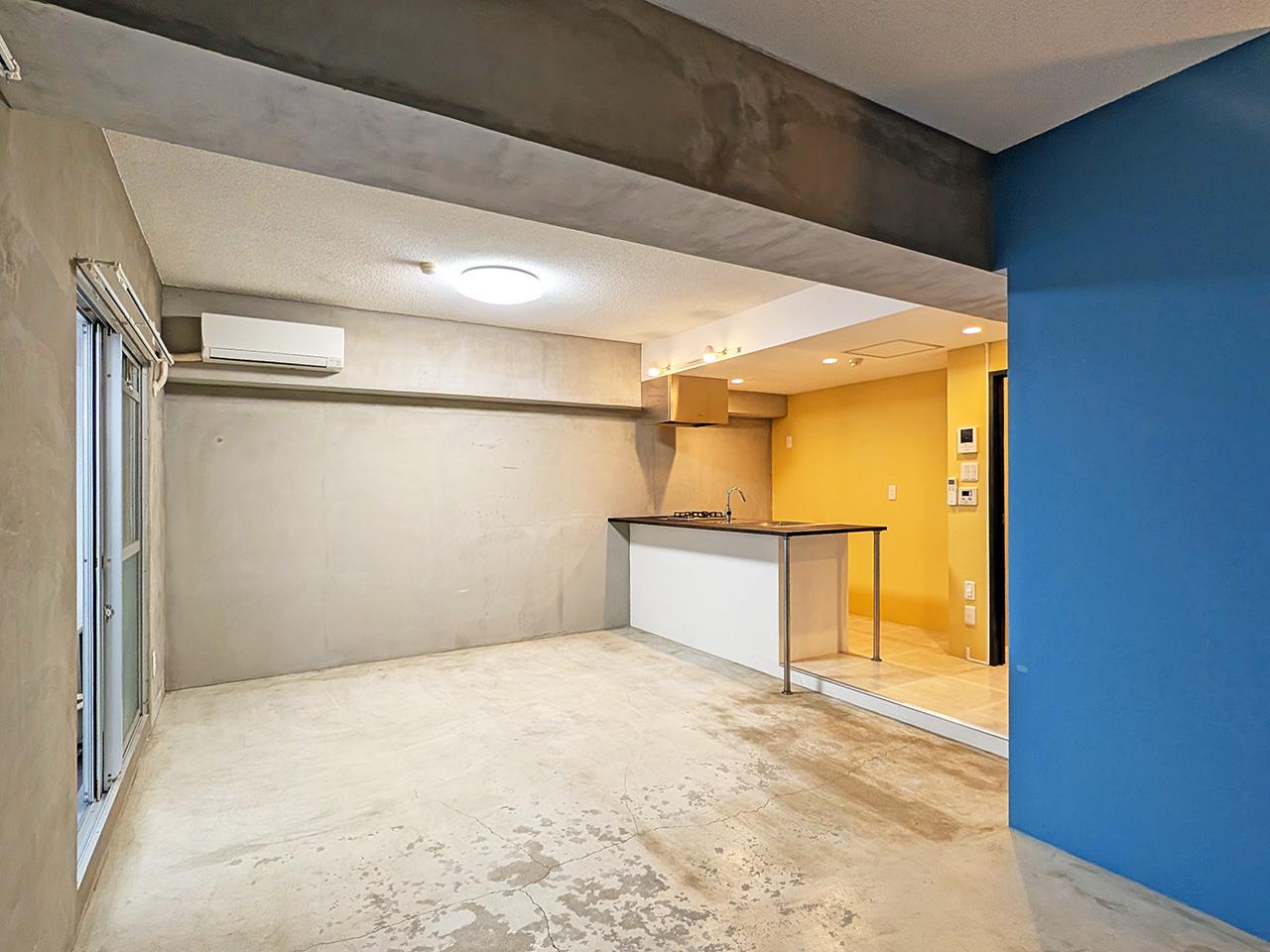 福岡市南区向野の賃貸物件/4階の方が、さらに粗めの内装。