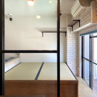 福岡市中央区警固の賃貸物件/小上がりというより膝上くらいの高さがあります。