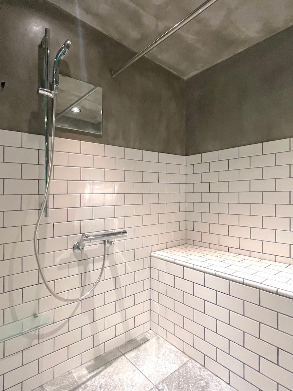 福岡市中央区警固の賃貸物件/シャワールーム。