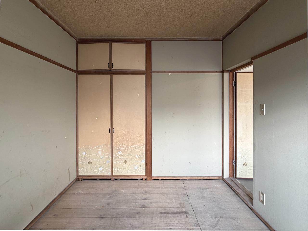 那珂川市片縄の賃貸物件/こちらの和室の畳を撤去してます。