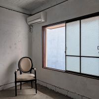 福岡市中央区清川の賃貸物件/絵になるこの椅子は、サービス設置品です。