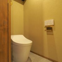 福岡市中央区赤坂の売買物件/温水洗浄機付き便座。