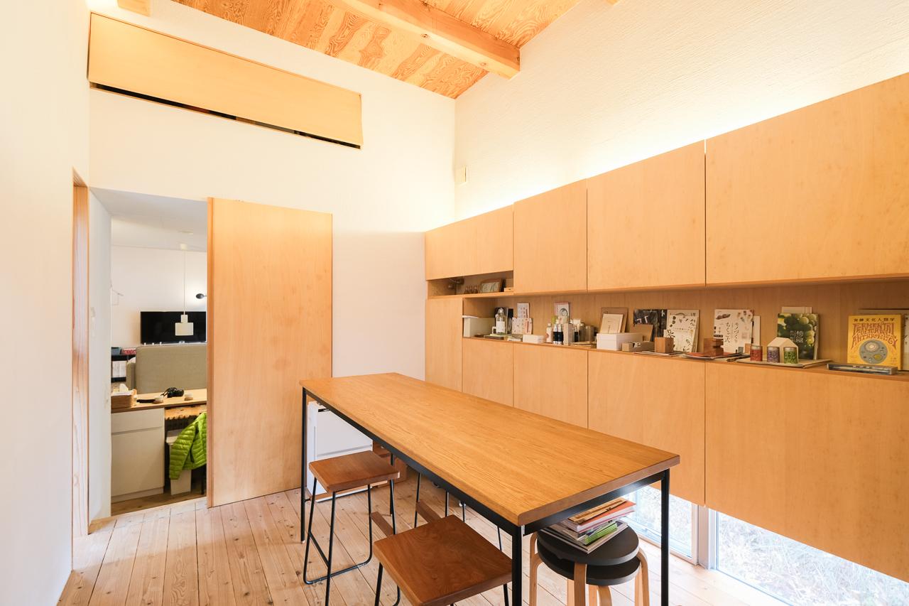 大分県日田市大字田島の売買物件/必要な光量を見極めて設計すれば、大きな窓がなくても、家はちゃんと明るい。