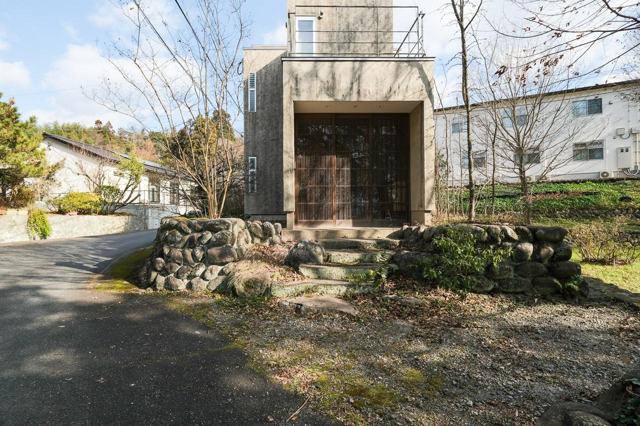 大分県日田市大字田島の売買物件/真正面から。