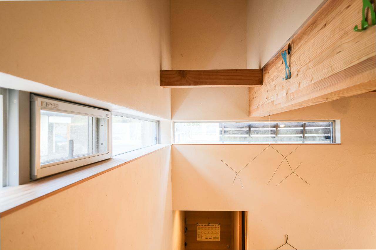 大分県日田市大字田島の売買物件/階段から見た様子。