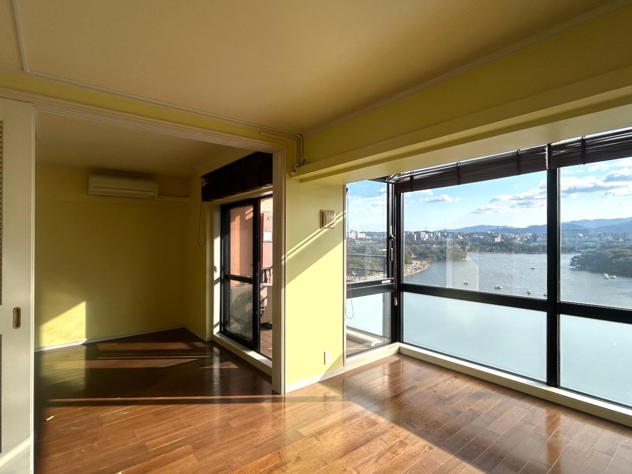 福岡市中央区大濠公園 の賃貸物件/電気を付けなくてもこの明るさ。