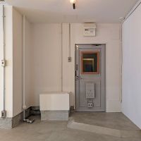 福岡市中央区高砂の賃貸物件/玄関。ここも段差でゆるくゾーン分け。