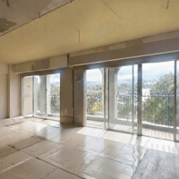 福岡市中央区大濠公園の賃貸物件/南向きの大きな開口から、光がたっぷりと差し込みます。