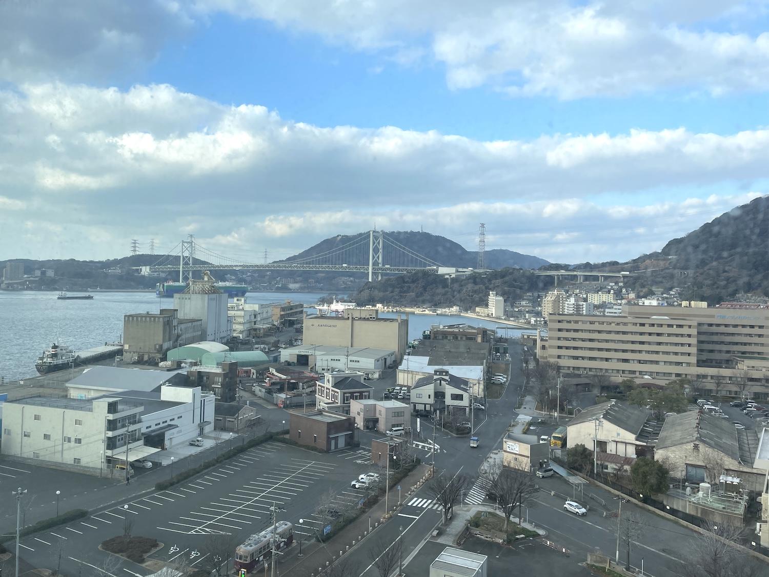 北九州市門司区東港町の賃貸物件/関門海峡大橋もちゃんと見れますよ