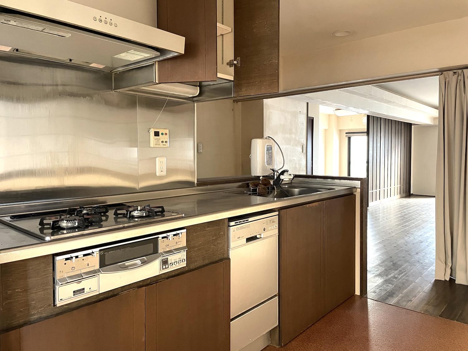 北九州市門司区東本町の賃貸物件/機能性を備えた食洗機付きシステムキッチン