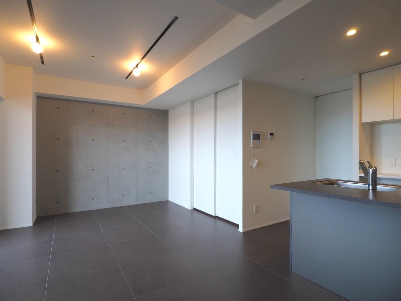 福岡市中央区六本松の賃貸物件/扉を閉めるとこんな感じ