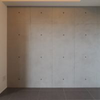 福岡市中央区六本松の賃貸物件/コンクリート打ちっぱなしの壁。