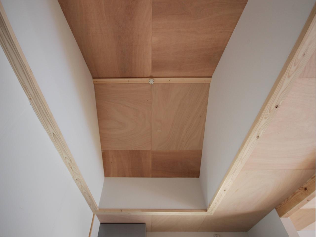 福岡市城南区友丘の賃貸物件/キッチン上部の屋根は開放感を感じるように三角屋根に。