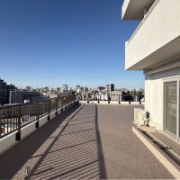 福岡市中央区平尾の賃貸物件/ながーいルーフバルコニー。