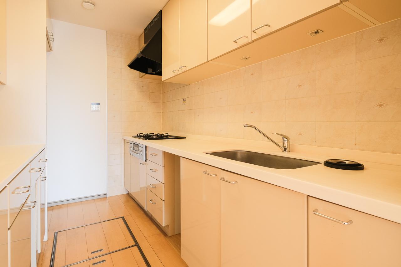 福岡市南区皿山の賃貸物件/作業スペースが広くて使いやすそう。