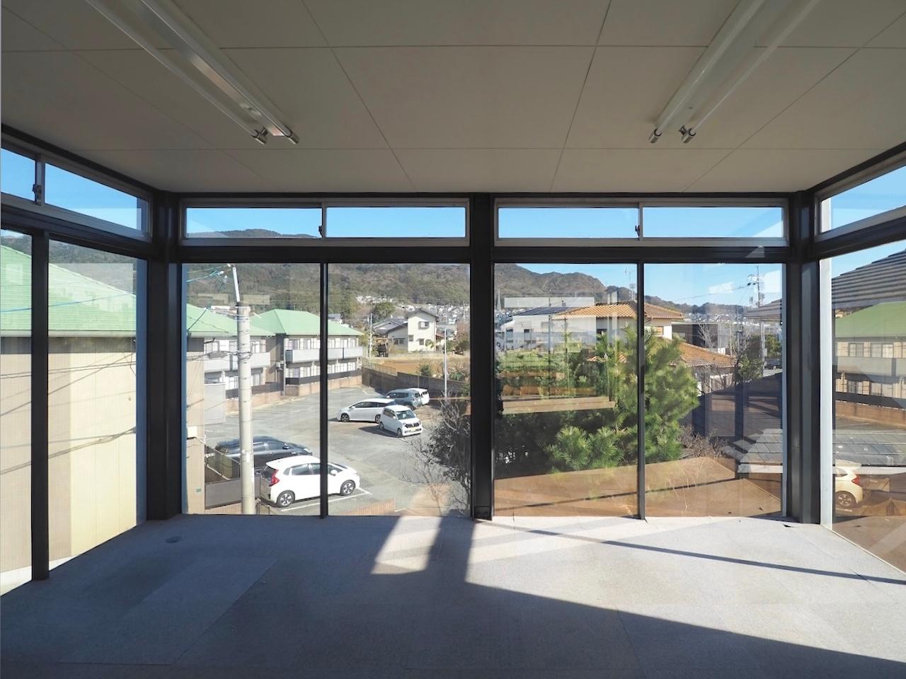 福岡県大野城市大城の売買物件/開口部が大きいのでこの明るさ。