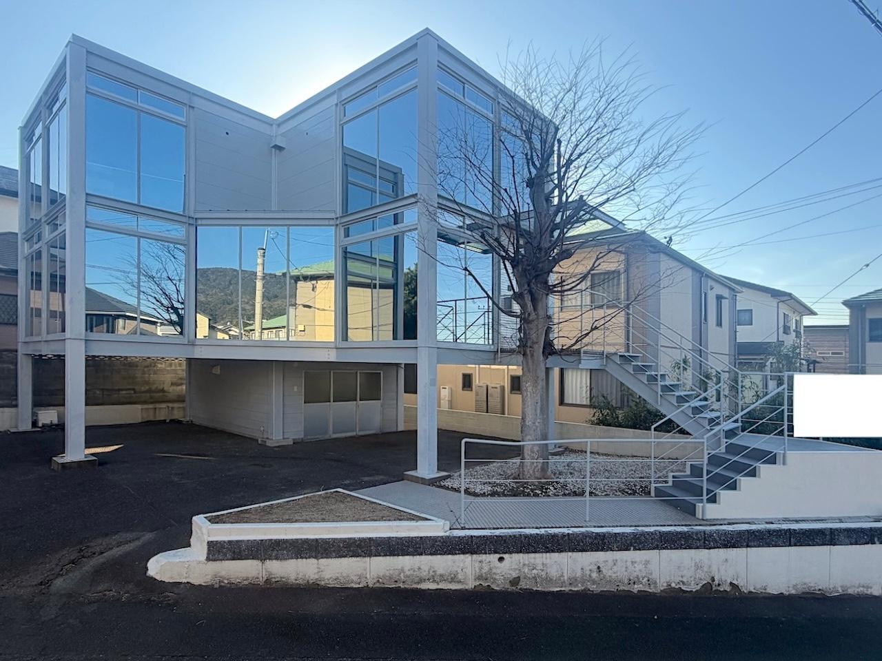 福岡県大野城市大城の売買物件/外階段で2階が玄関。