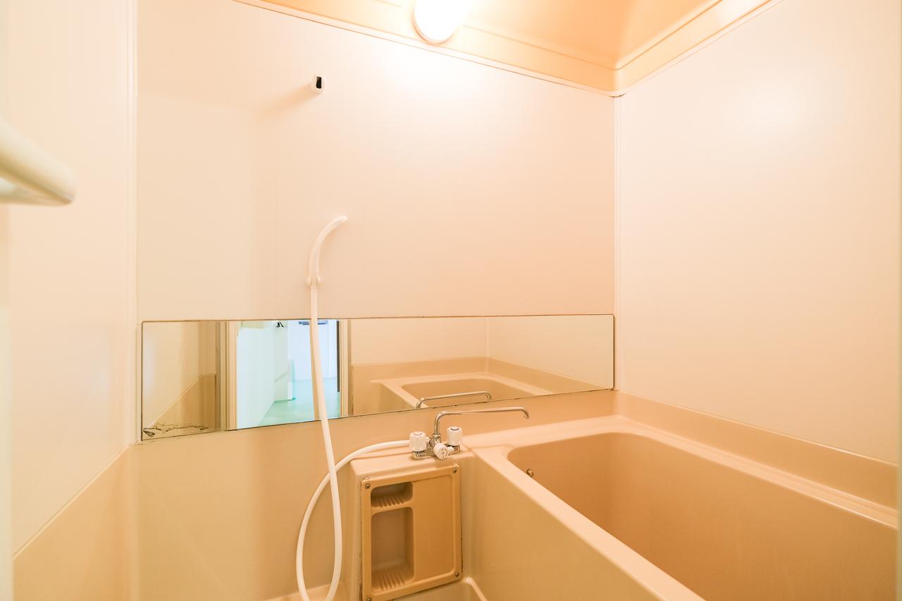 福岡市中央区小笹の賃貸物件/お風呂はちょっとコンパクトかも。