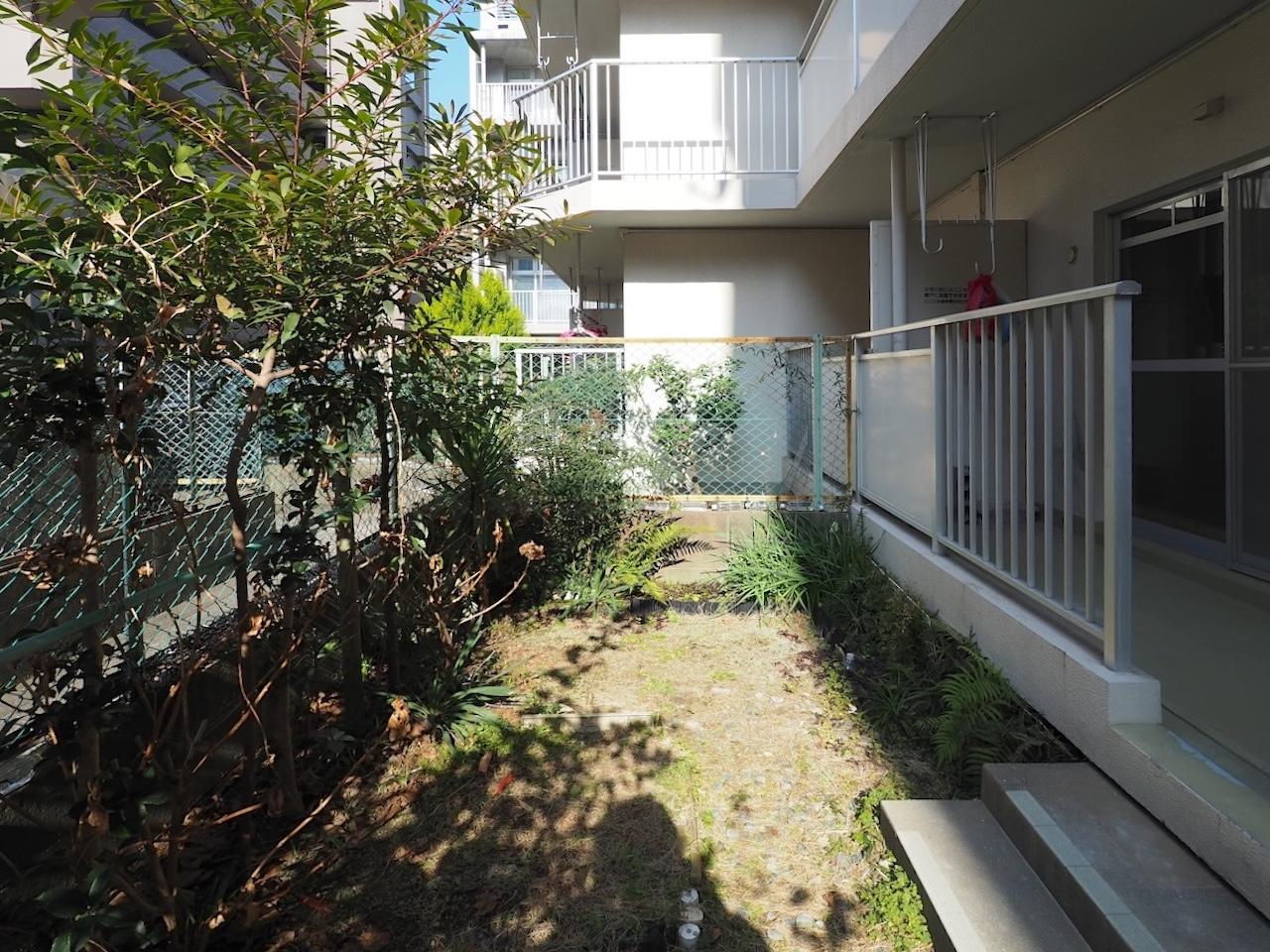 福岡市南区向野の売買物件/1階の庭付きの区画になります。