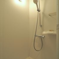 福岡市南区向野の売買物件/シャワールーム。バスタブはありません。