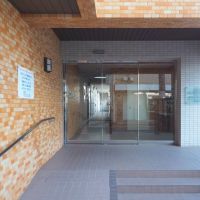 福岡市南区向野の売買物件/建物入り口。オートロックはありません。