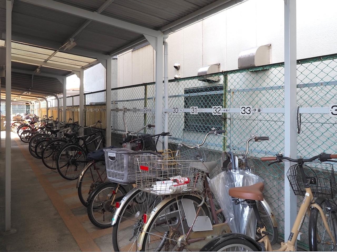 福岡市南区向野の売買物件/駐輪場。整理されているのが好印象。