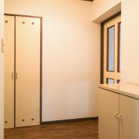 福岡市中央区谷の賃貸物件/レトロな玄関。