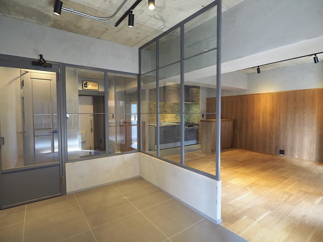 福岡市中央区舞鶴の売買物件/例えばこちらをワークスペースにするとかも良さそう。