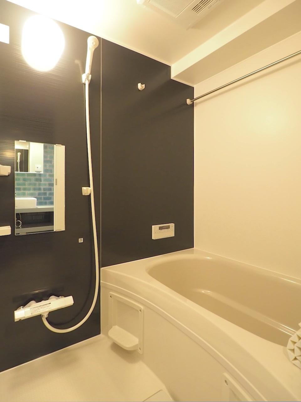 福岡市中央区舞鶴の売買物件/バスルームもゆったり。