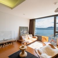 福岡市西区宮浦の売買物件/少し引いて見た窓辺。