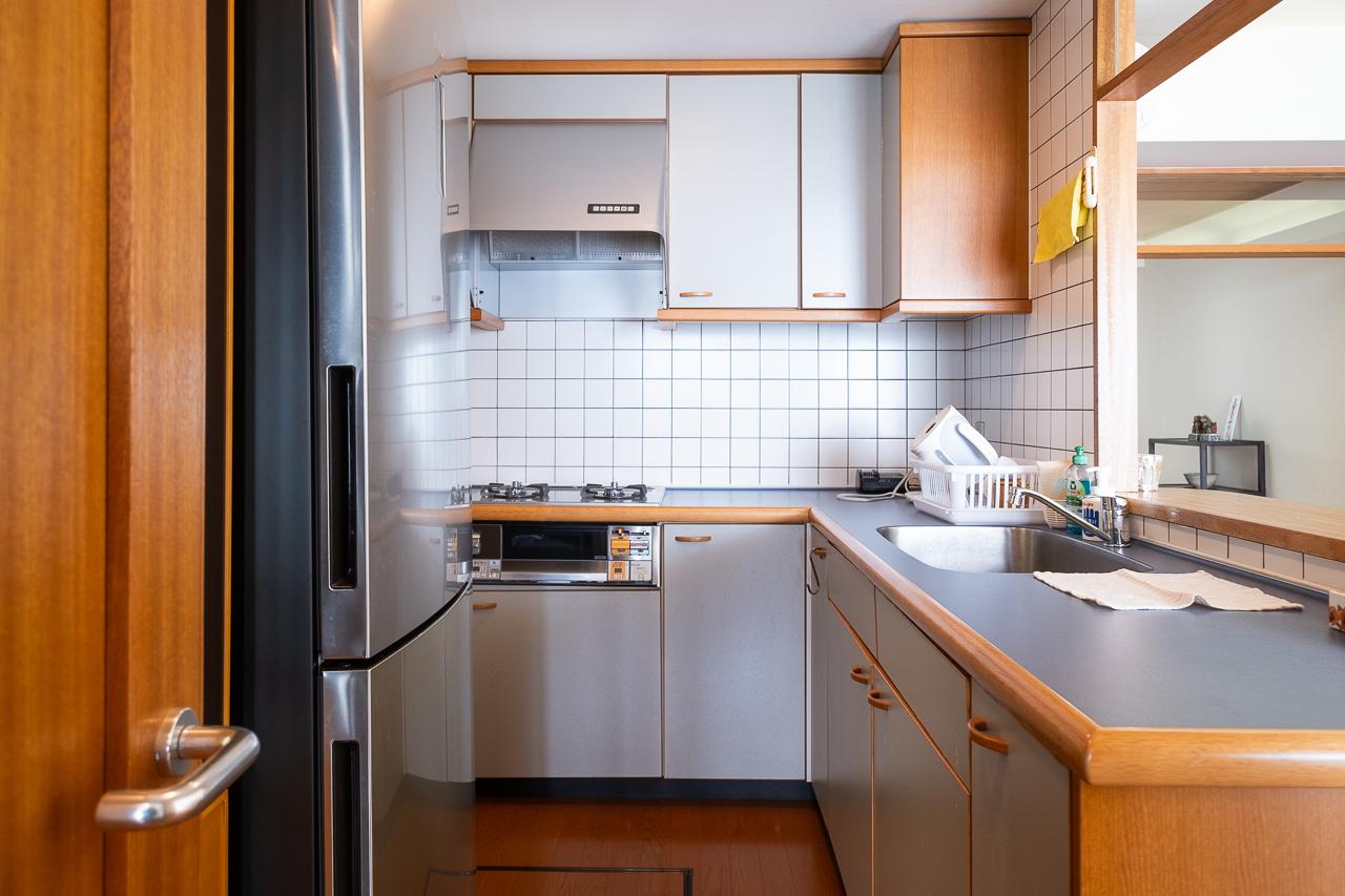 福岡市西区宮浦の売買物件/L字型で作業スペースがたっぷりあります。