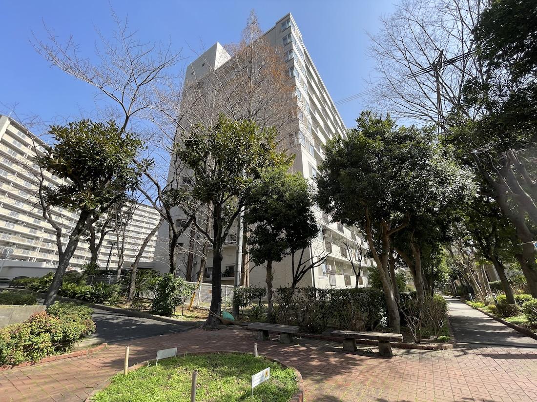 北九州市小倉北区大手町の売買物件/マンションが立ち並ぶ住宅エリアです。