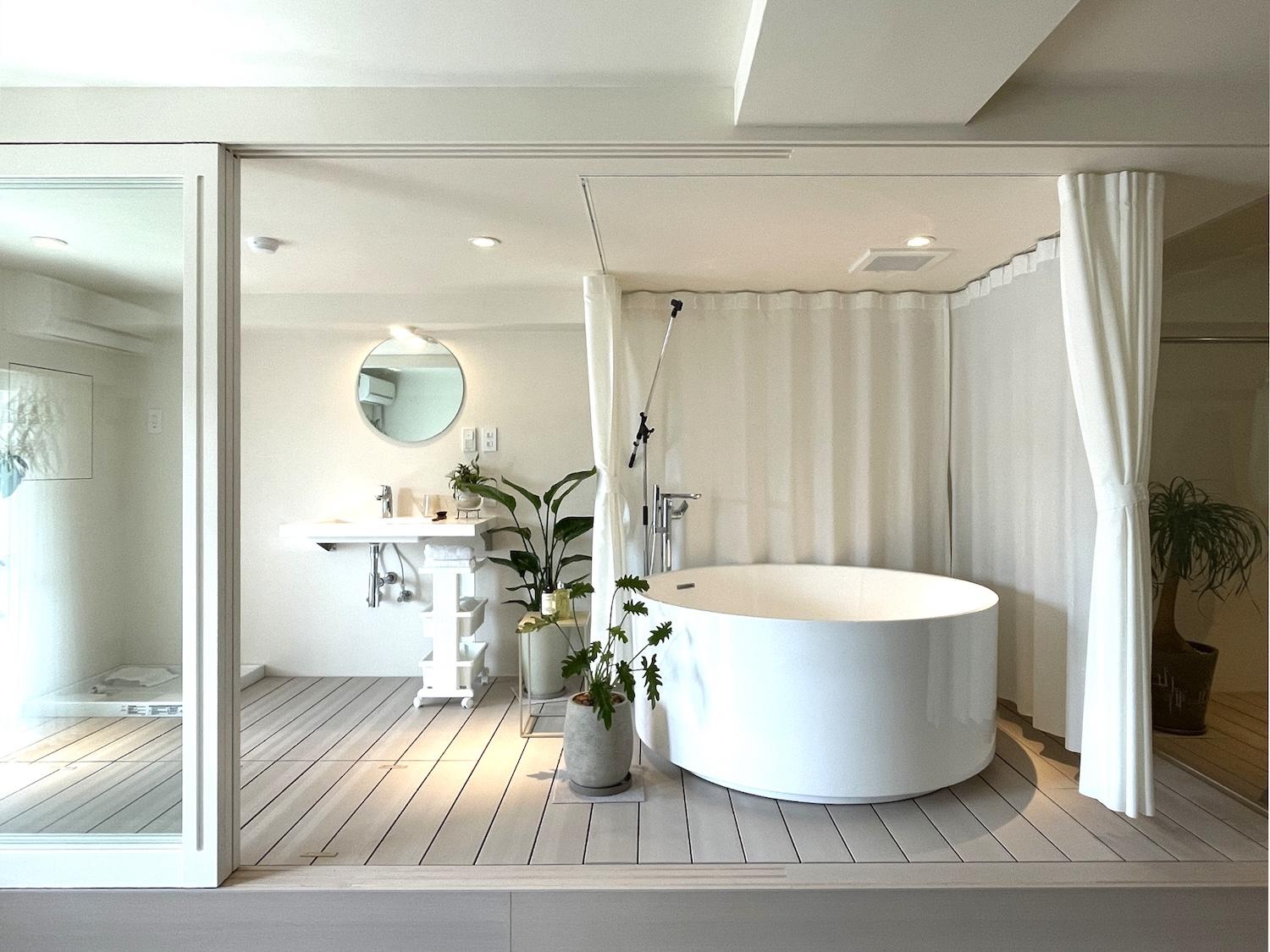 北九州市小倉北区大手町の売買物件/バスタブがお部屋の中心にある暮らし。