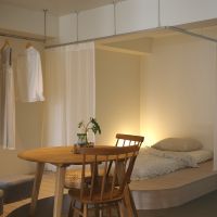 北九州市小倉北区大手町の売買物件/寝室空間はカーテンで仕切るタイプ。