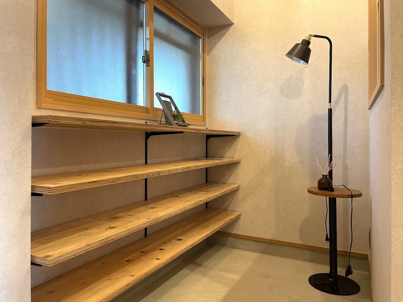 北九州市門司区旧門司の売買物件/玄関の土間収納