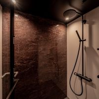 北九州市門司区旧門司の売買物件/高級感のあるシャワールーム。※浴槽はありません。