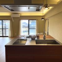 北九州市門司区旧門司の売買物件/無駄のないスタイリッシュなキッチン。