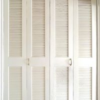 福岡市中央区大濠公園 の賃貸物件/キッチンは扉つき。生活感を隠せるのは嬉しい要素です。