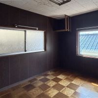 福岡市西区大字宮浦の賃貸物件/2階洋室2。どこかシックな雰囲気。