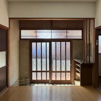 福岡市西区大字宮浦の賃貸物件/玄関周り。広い・・・。