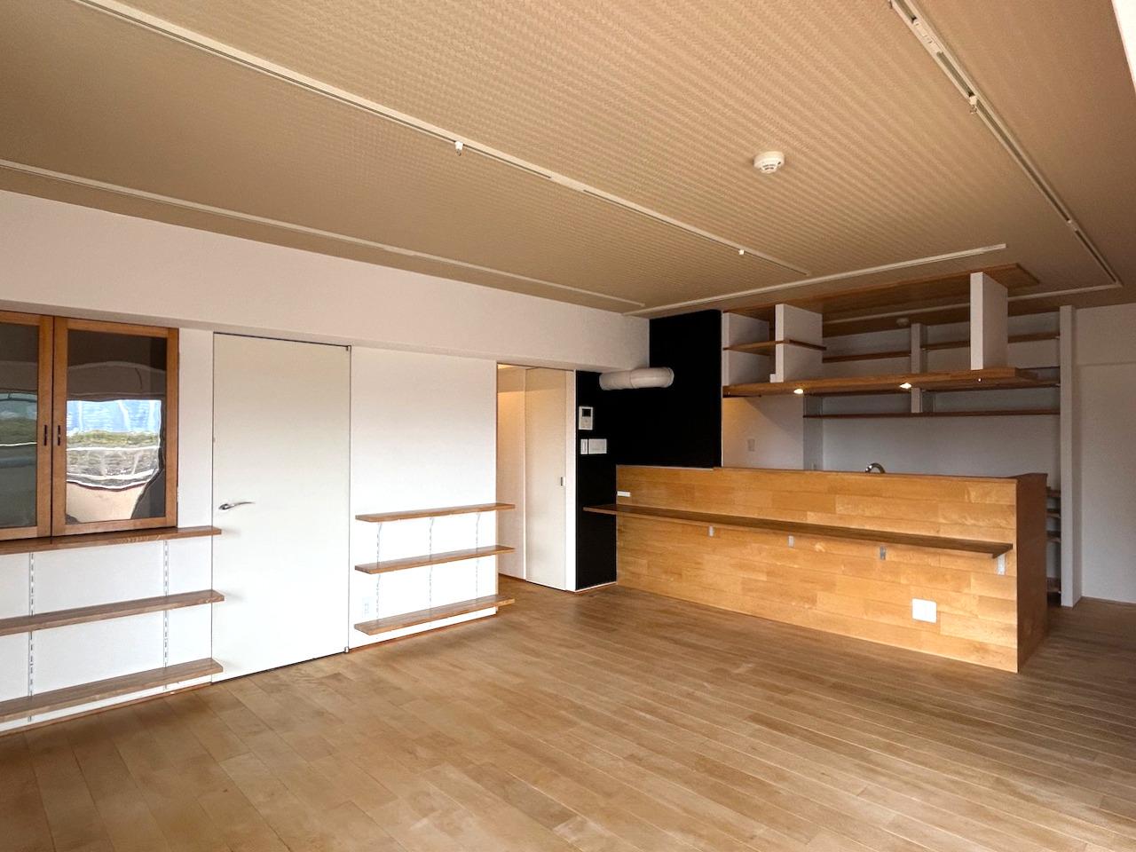 福岡市中央区赤坂の売買物件/室内は2014年にフルリノベーション済み。